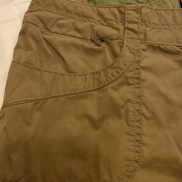 REI convertible pants to shorts - size 10
Brown travel vacation lightweight - Picture 6 of 11